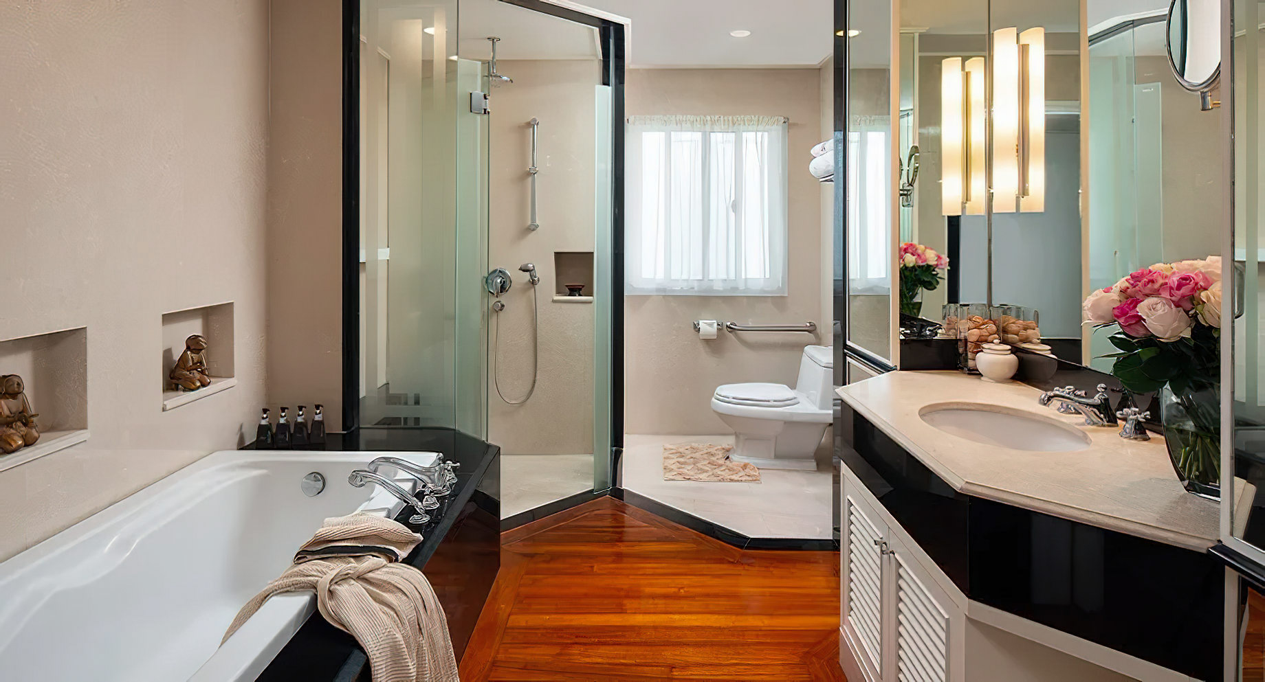 Anantara Hua Hin Resort - Prachuap Khiri Khan, Thailand - Three Bedroom Sea View Owner’s Apartment Bathroom