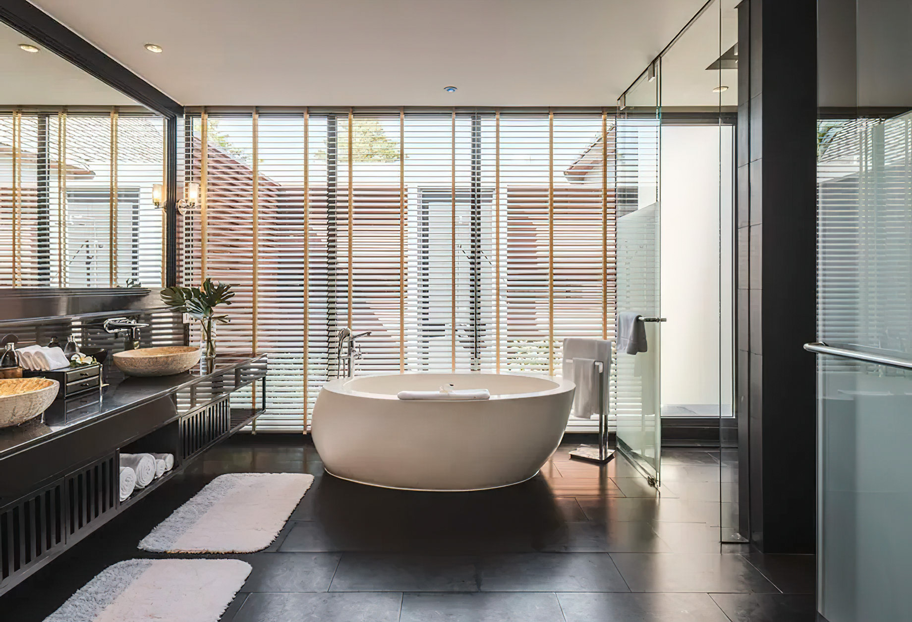 Anantara Mai Khao Phuket Villas Resort - Thailand - Villa Bathroom