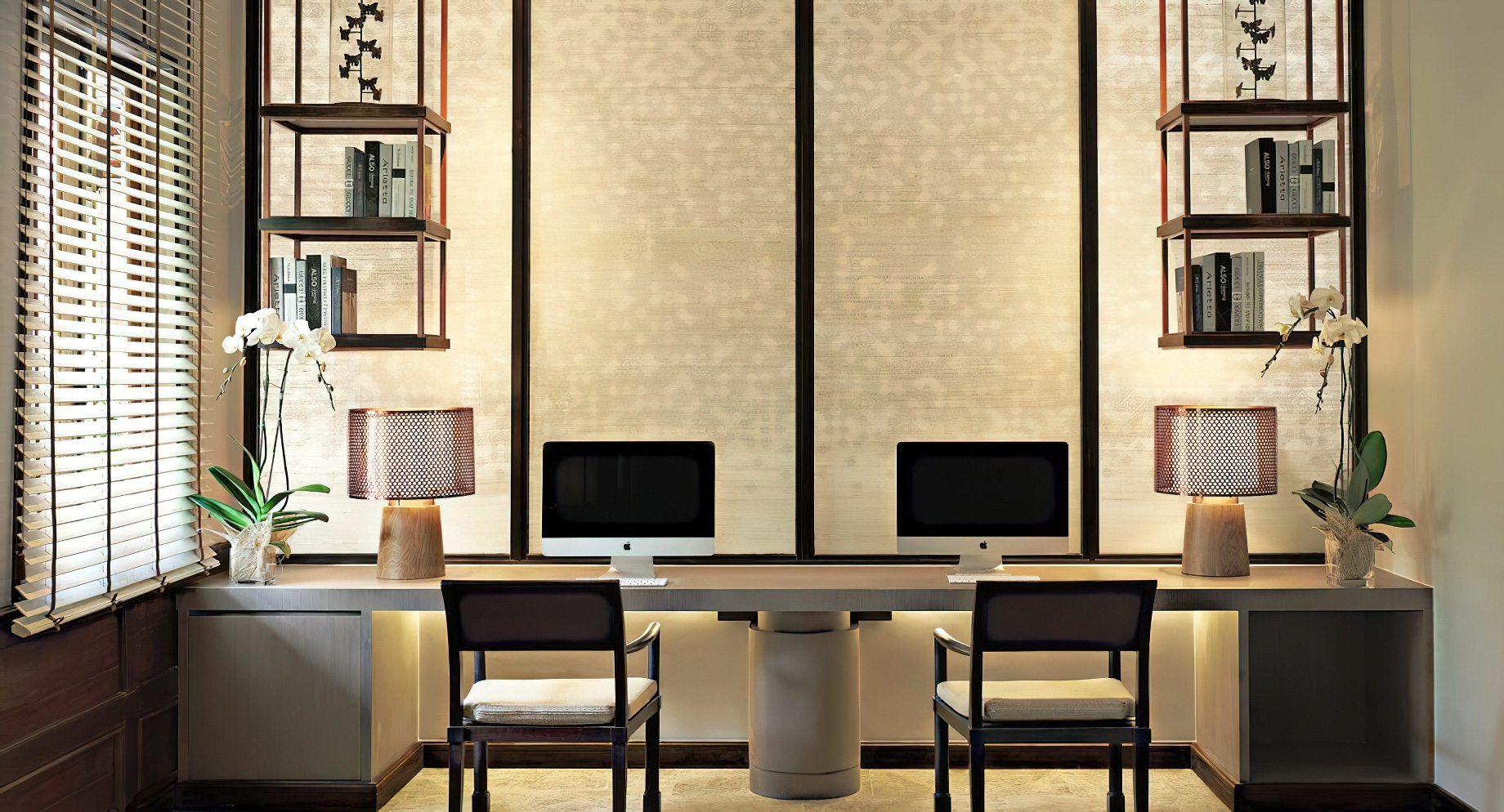 Anantara Hua Hin Resort - Prachuap Khiri Khan, Thailand - Library