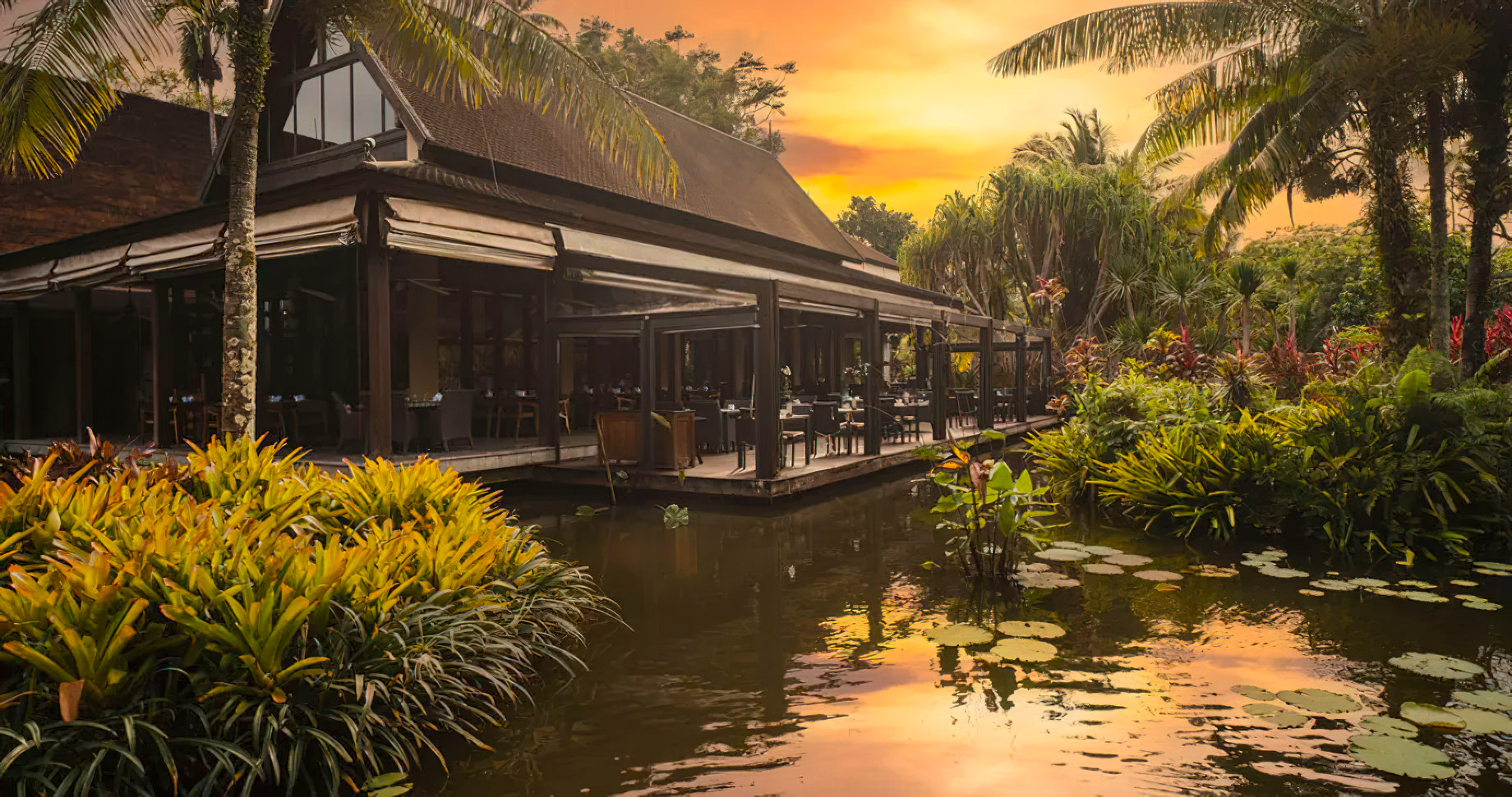 Anantara Mai Khao Phuket Villas Resort - Thailand - La Sala Restaurant