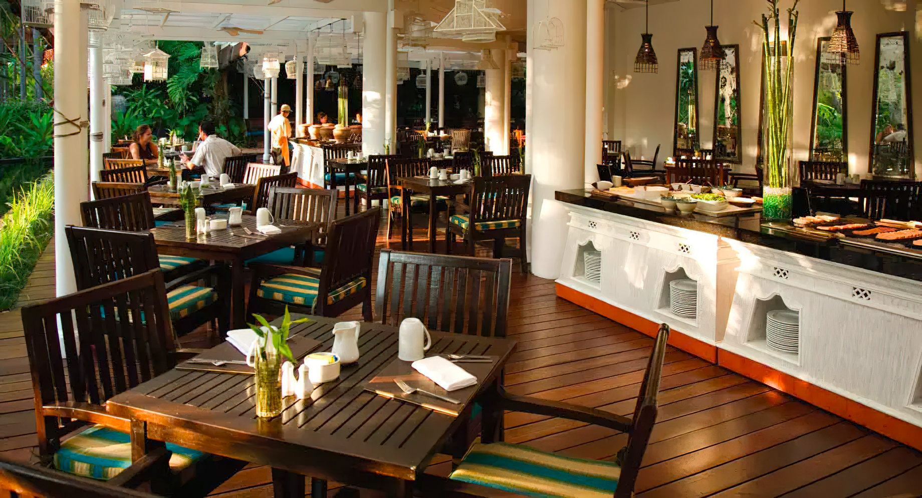 Anantara Hua Hin Resort – Prachuap Khiri Khan, Thailand – Issara Cafe