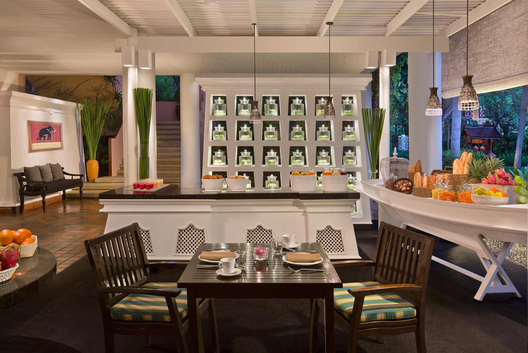 Anantara Hua Hin Resort – Prachuap Khiri Khan, Thailand – Issara Cafe