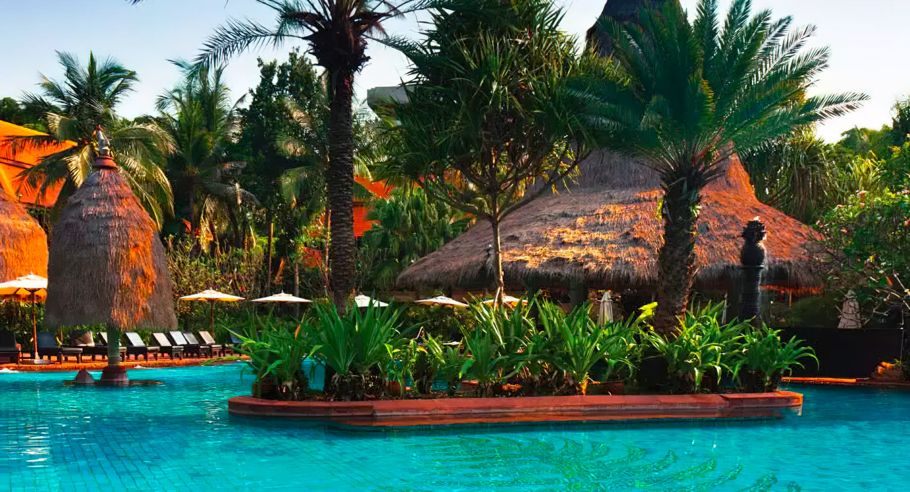 Anantara Hua Hin Resort - Prachuap Khiri Khan, Thailand - Loy Nam