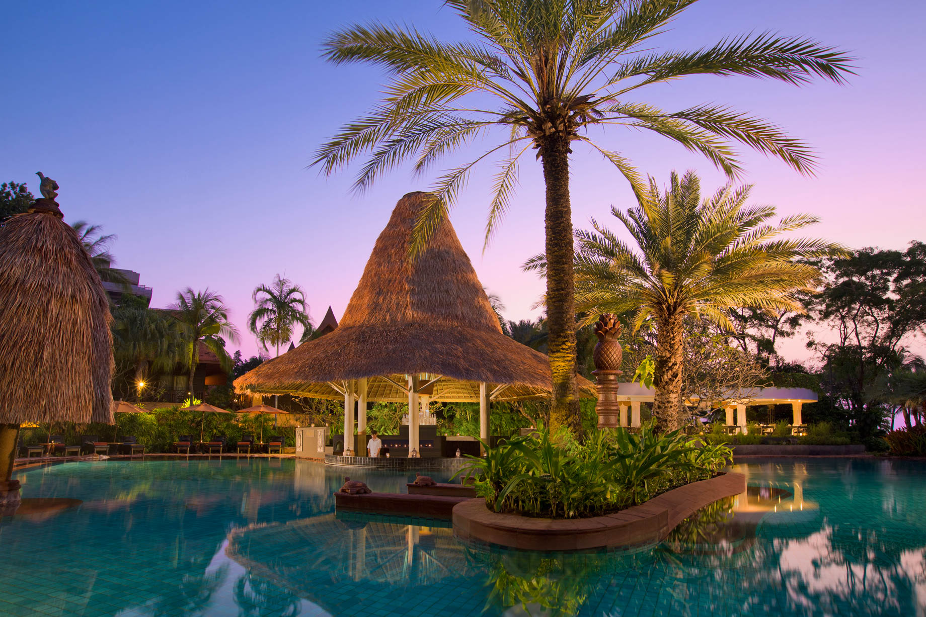 Anantara Hua Hin Resort - Prachuap Khiri Khan, Thailand - Loy Nam