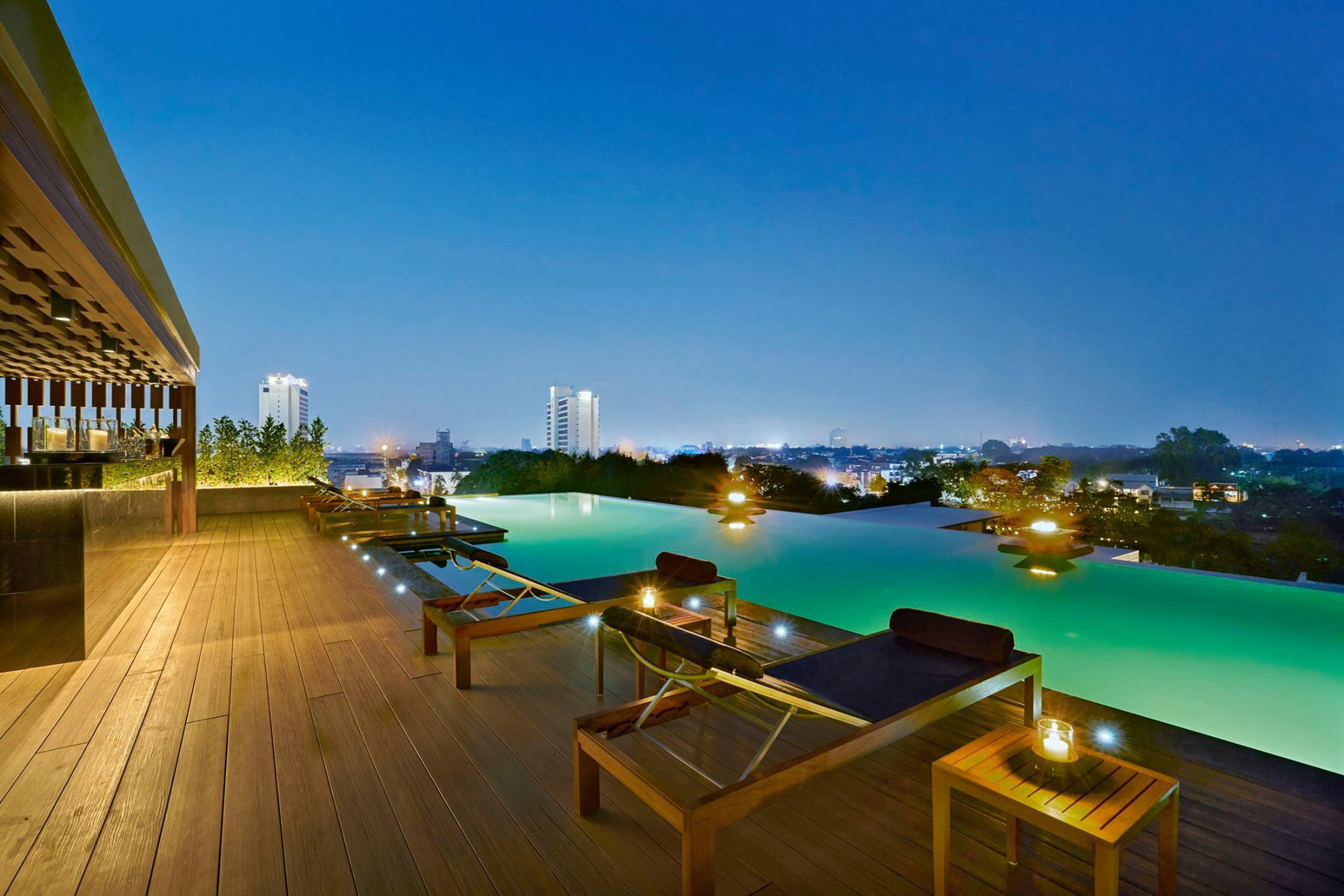 Anantara Chiang Mai Resort - Thailand - Rooftop Pool Deck