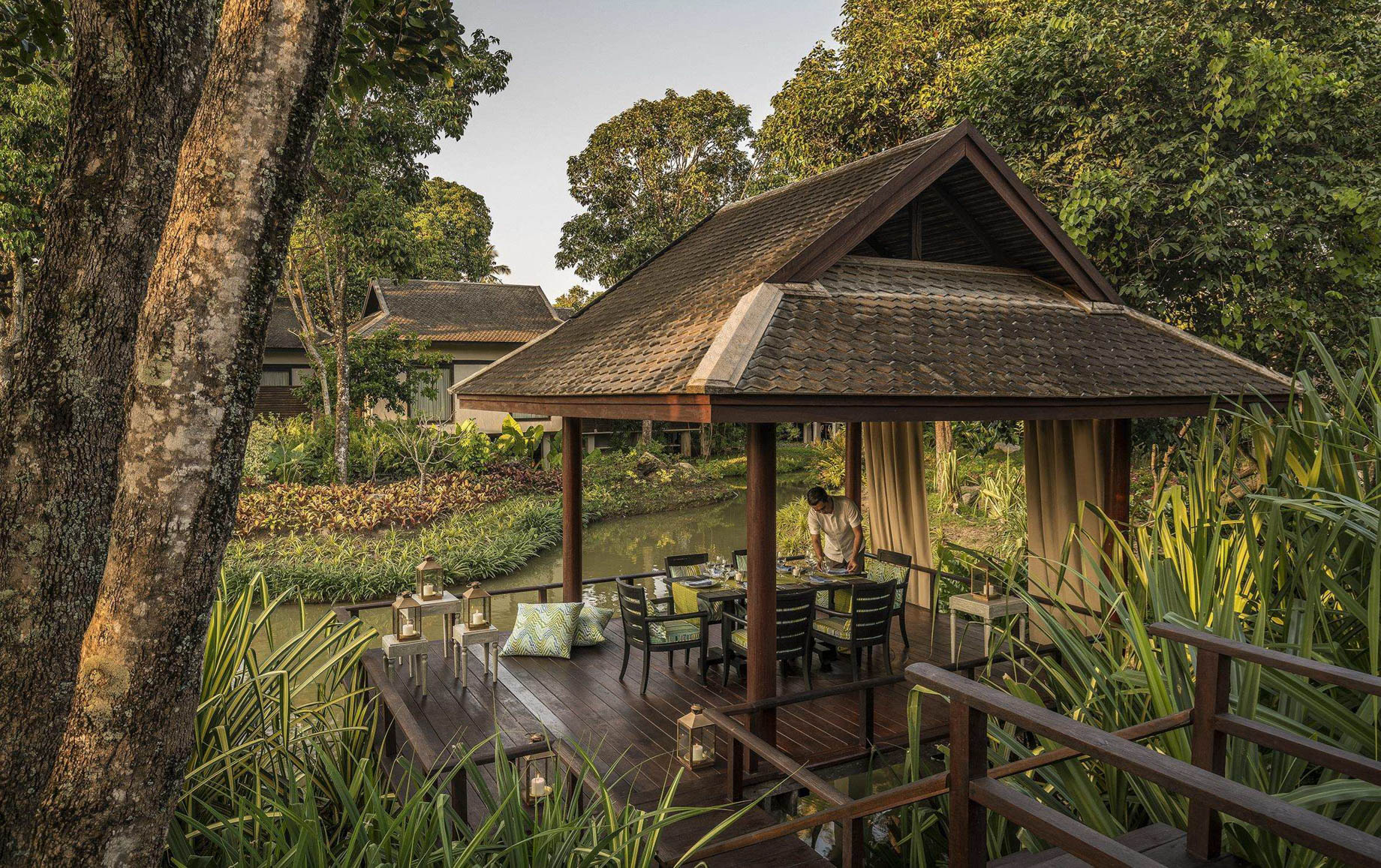 Anantara Mai Khao Phuket Villas Resort – Thailand – Outdoor Dining