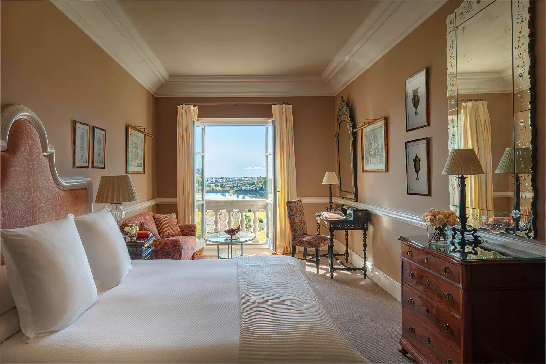 Anantara Villa Padierna Palace Benahavís Marbella Resort – Spain – Deluxe Lake View Room