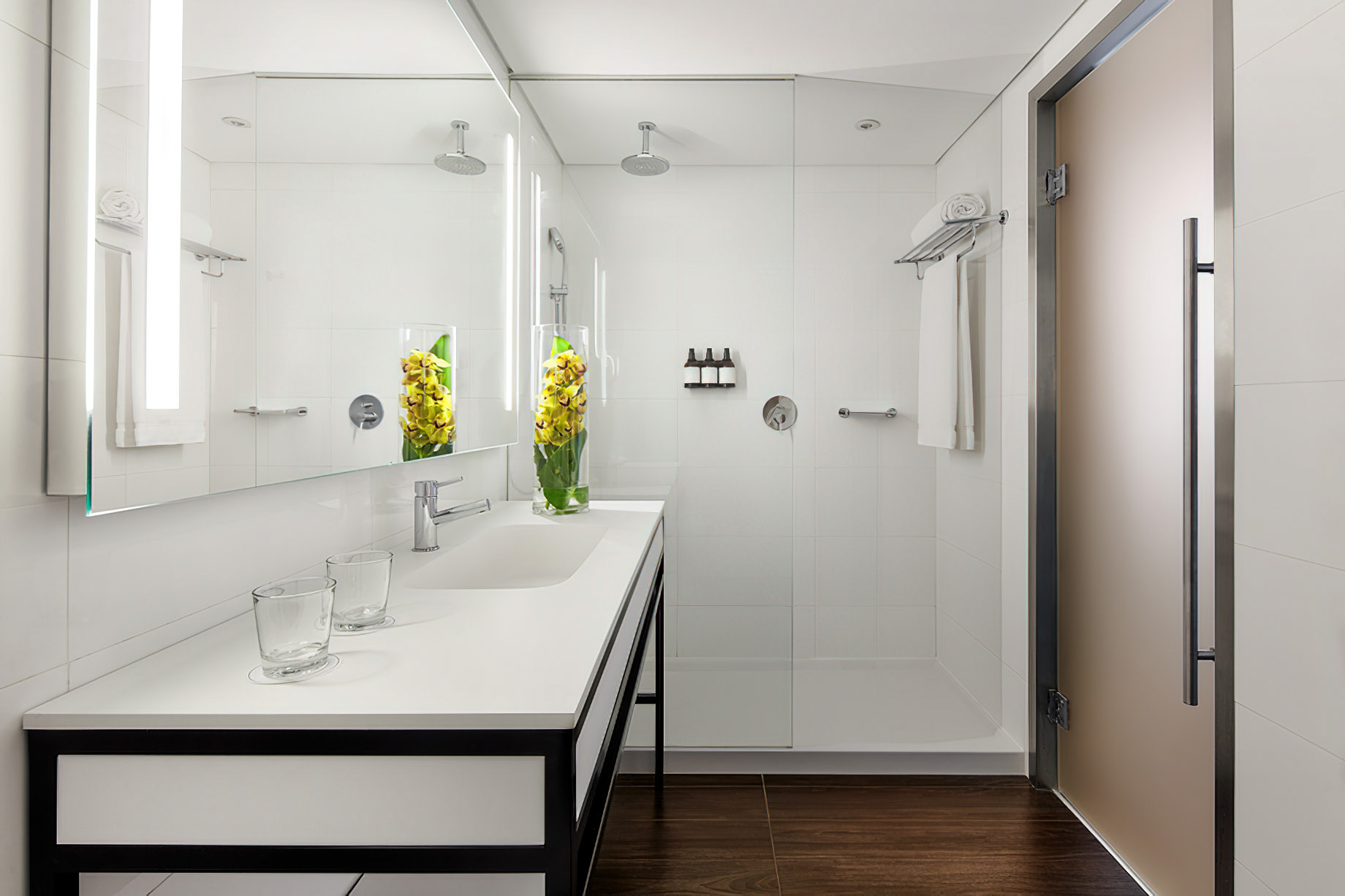 Tivoli Marina Vilamoura Algarve Resort - Portugal - Guest Bathroom