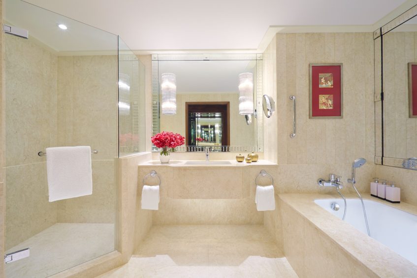 Anantara Siam Bangkok Hotel - Thailand - Premier Bathroom