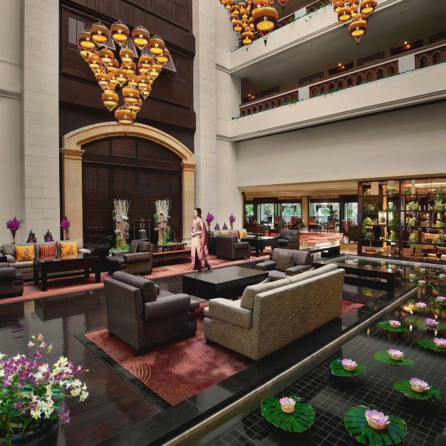 Anantara Riverside Bangkok Resort - Thailand - Lobby