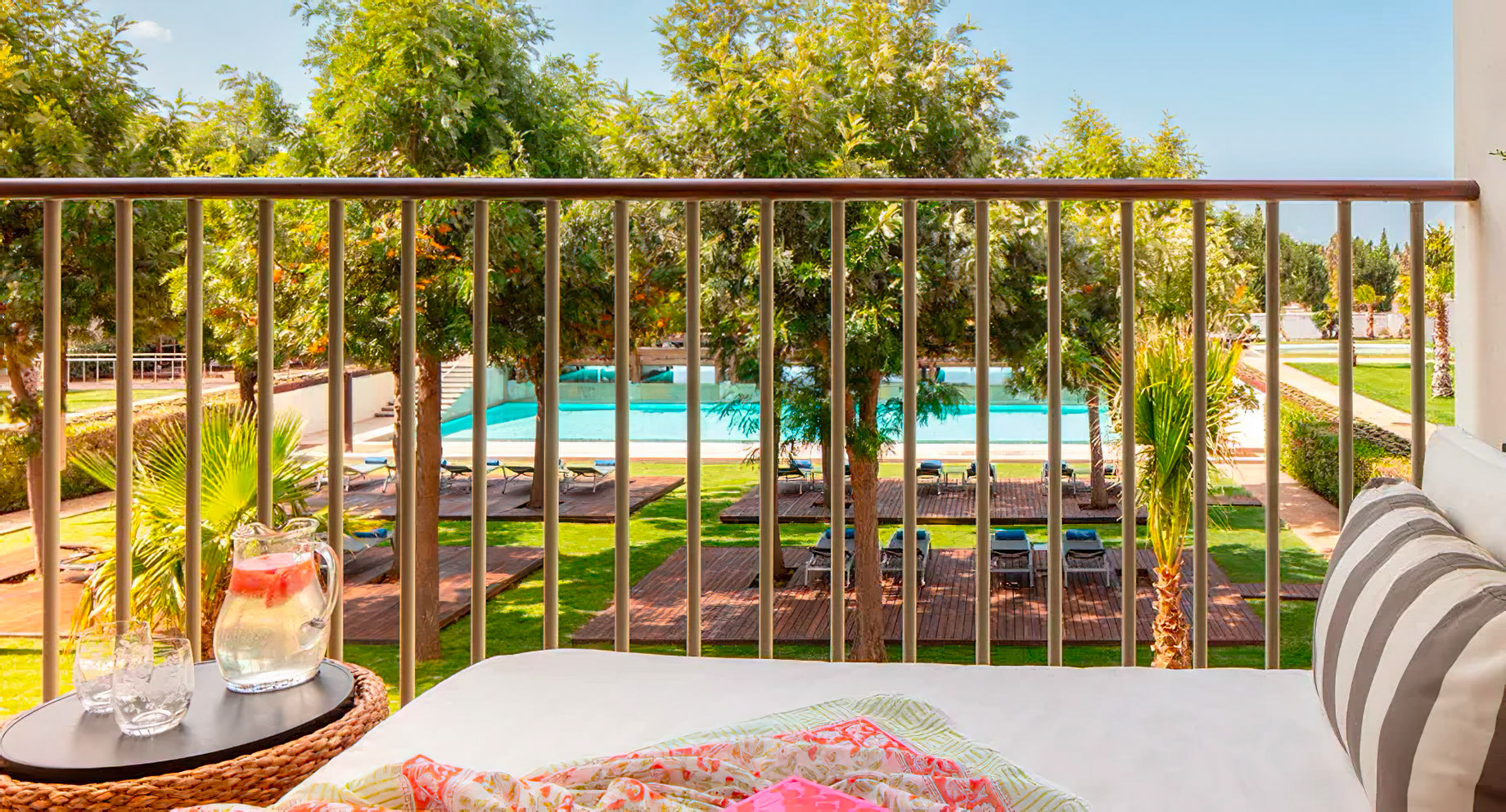 Anantara Vilamoura Algarve Resort – Portugal – Deluxe Family Pool View Room
