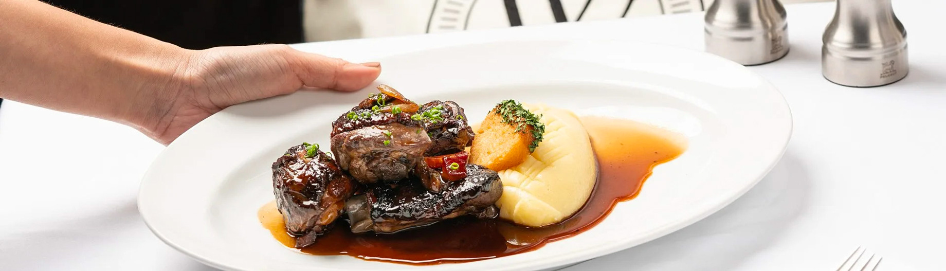 Anantara Siam Bangkok Hotel - Thailand - Cafe Wolseley Bangkok