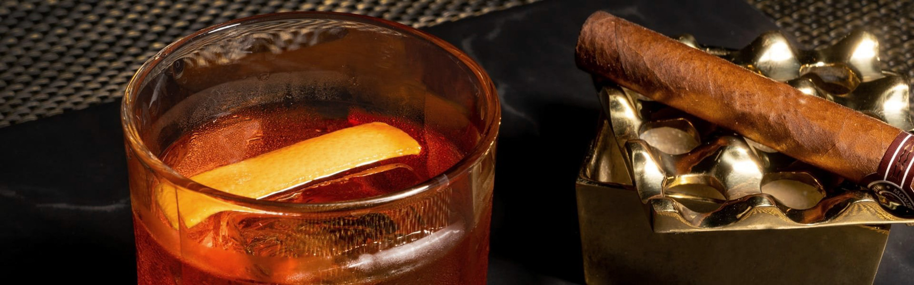 Anantara Siam Bangkok Hotel - Thailand - Aqua