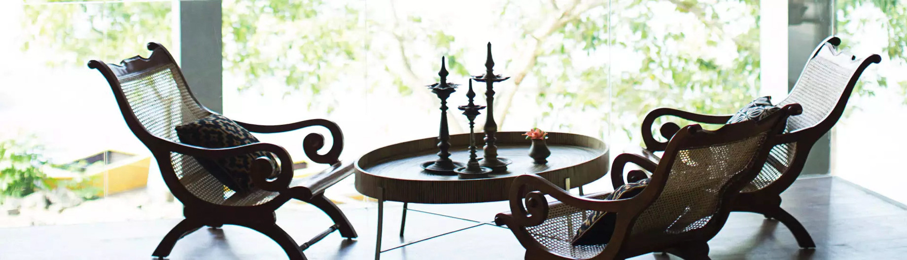 Anantara Kalutara Resort – Sri Lanka – Upper Deck Lounge and Sports Bar