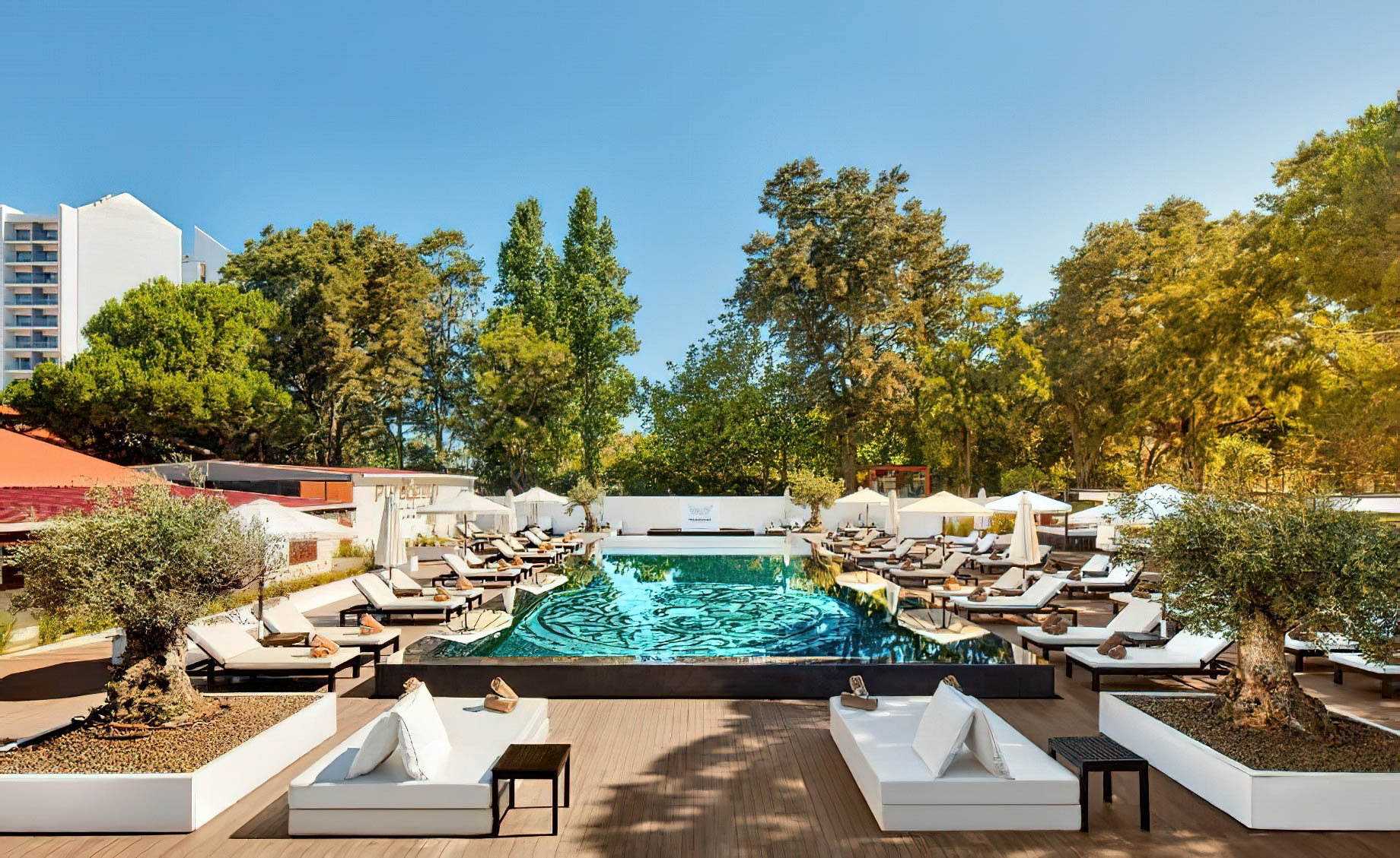 Tivoli Marina Vilamoura Algarve Resort - Portugal - Purobeach Poolside