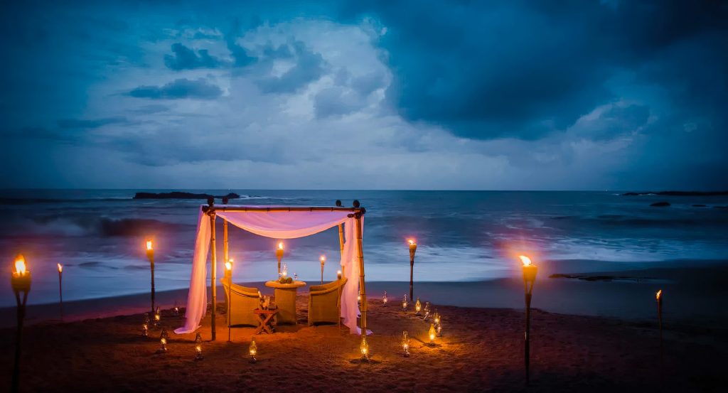 Anantara Peace Haven Tangalle Resort - Sri Lanka - Night Beach Dining