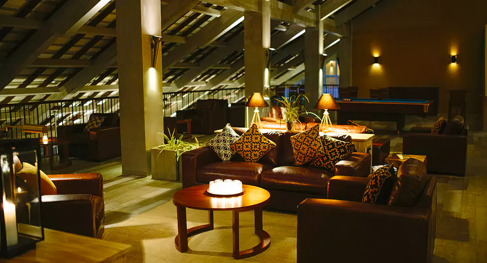 Anantara Kalutara Resort – Sri Lanka – Upper Deck Lounge and Sports Bar