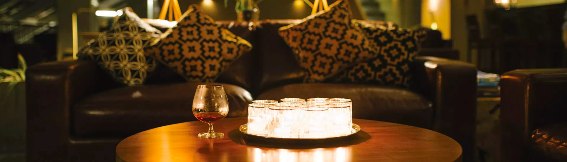 Anantara Kalutara Resort – Sri Lanka – Upper Deck Lounge and Sports Bar