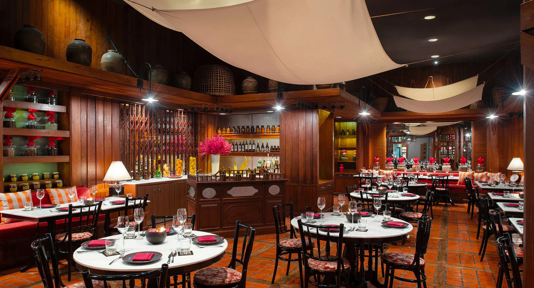 Anantara Siam Bangkok Hotel - Thailand - Spice Market