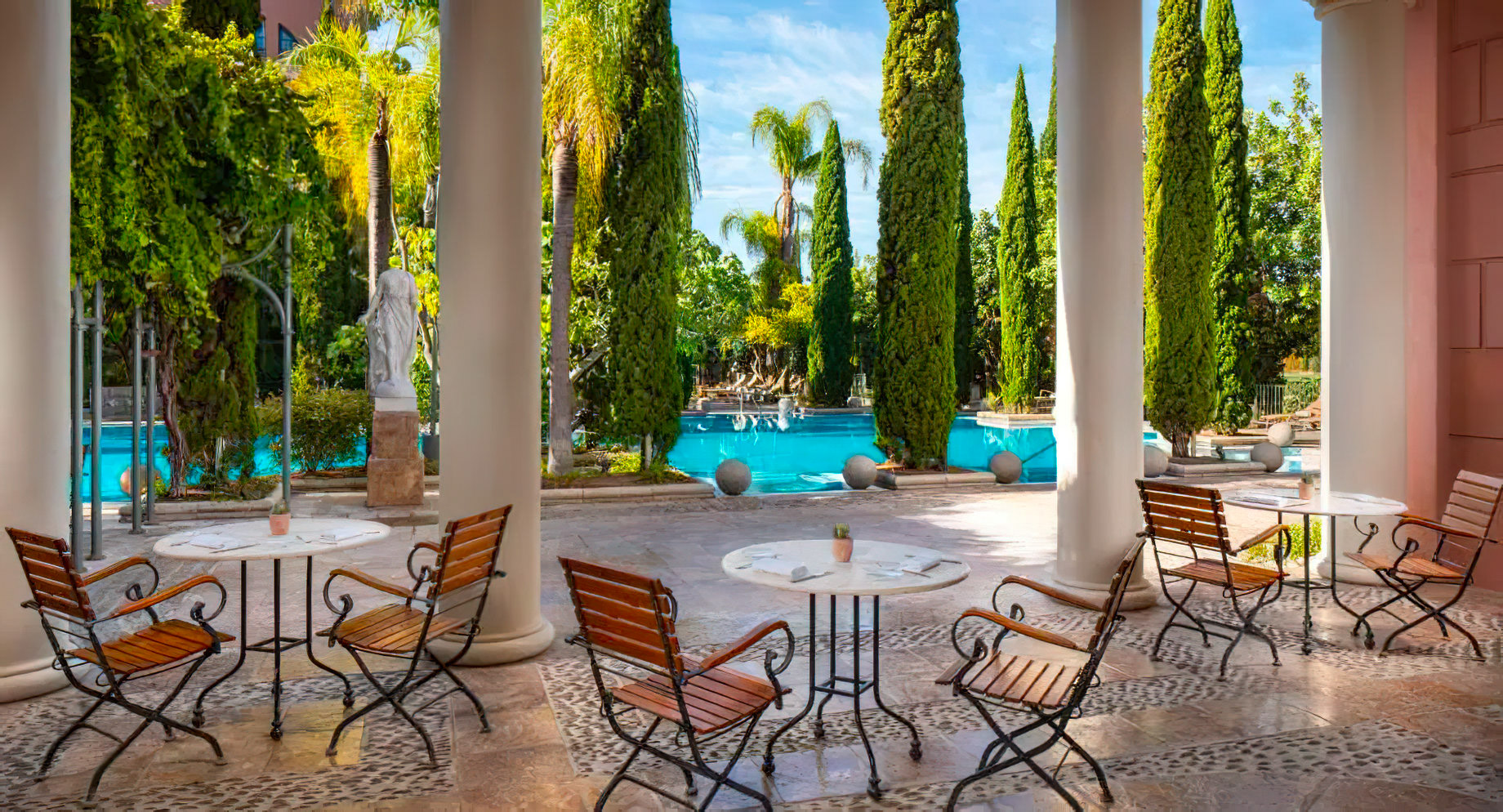 Anantara Villa Padierna Palace Benahavís Marbella Resort – Spain – La Pérgola Pool Bar