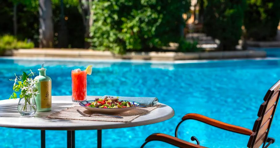 Anantara Villa Padierna Palace Benahavís Marbella Resort - Spain - La Pérgola Pool Bar