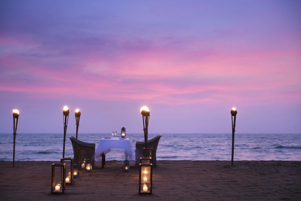 Anantara Kalutara Resort - Sri Lanka - Beach Sunset Dining