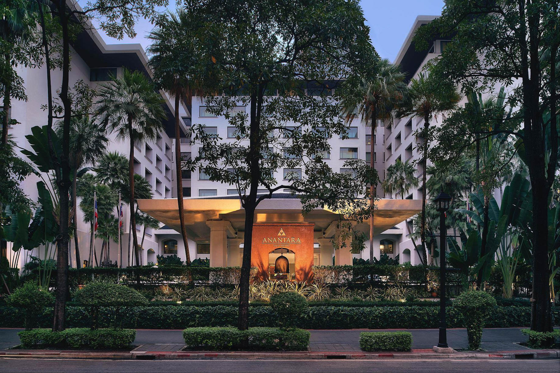 Anantara Siam Bangkok Hotel – Thailand – Exterior