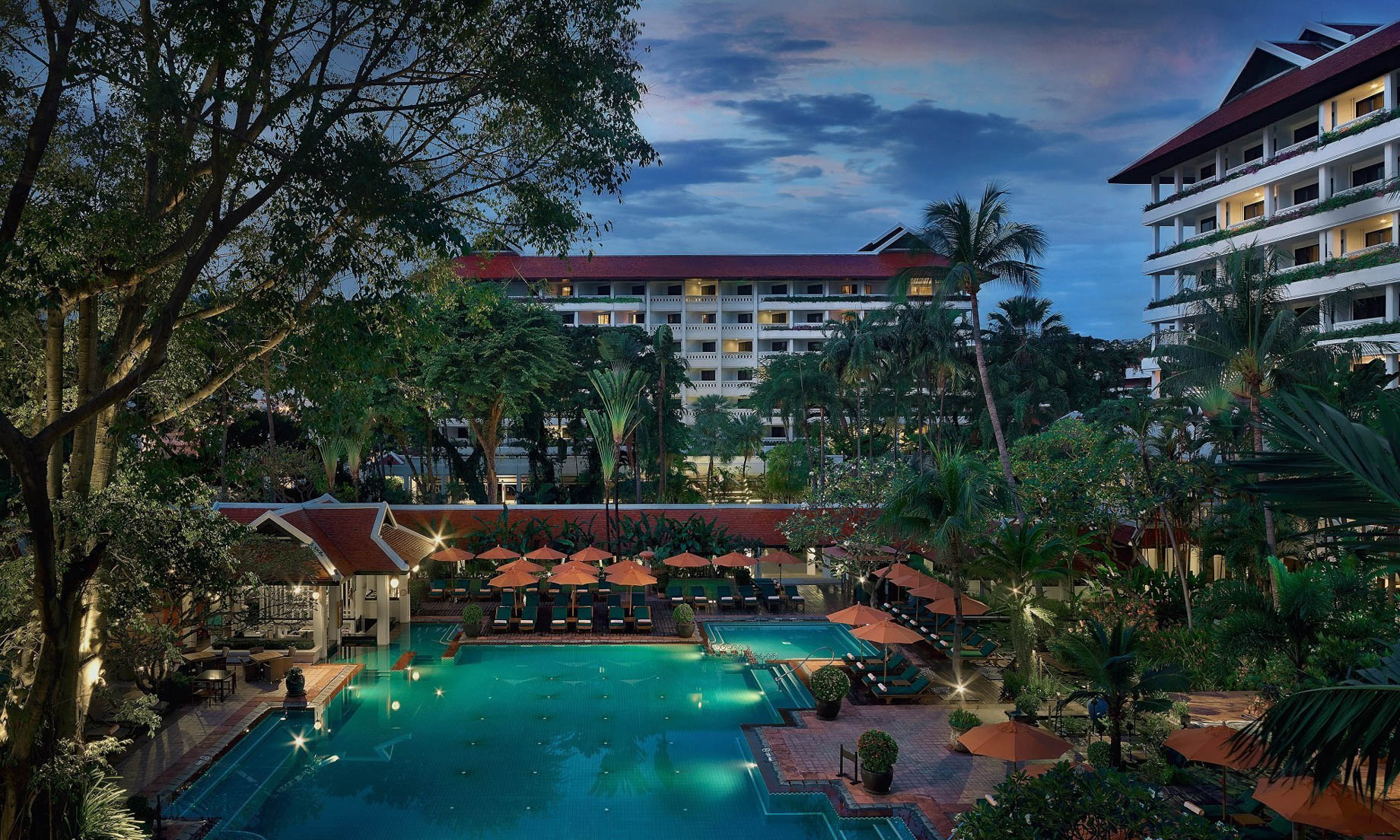 Anantara Riverside Bangkok Resort – Thailand – Pool Night View