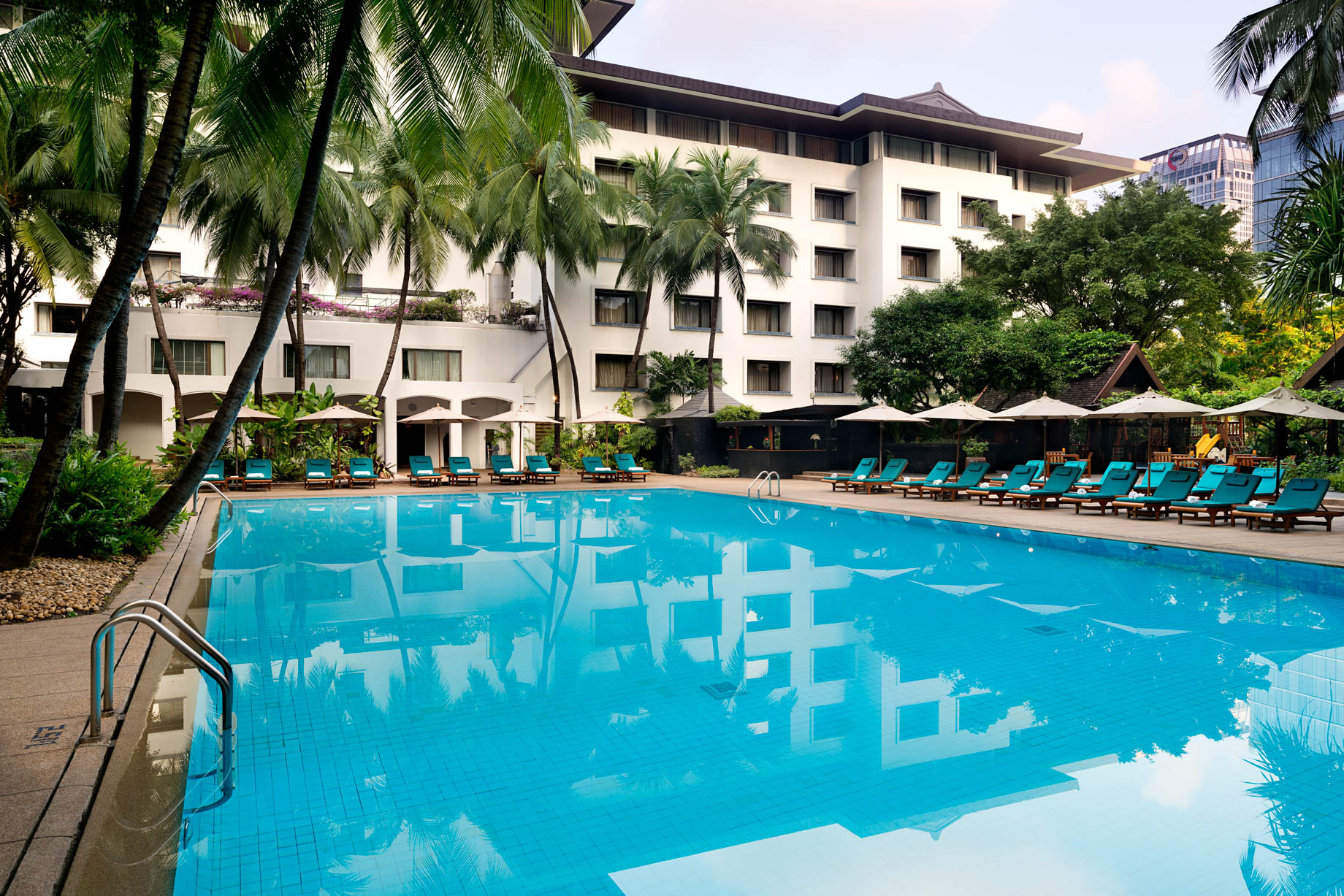 Anantara Siam Bangkok Hotel – Thailand – Pool