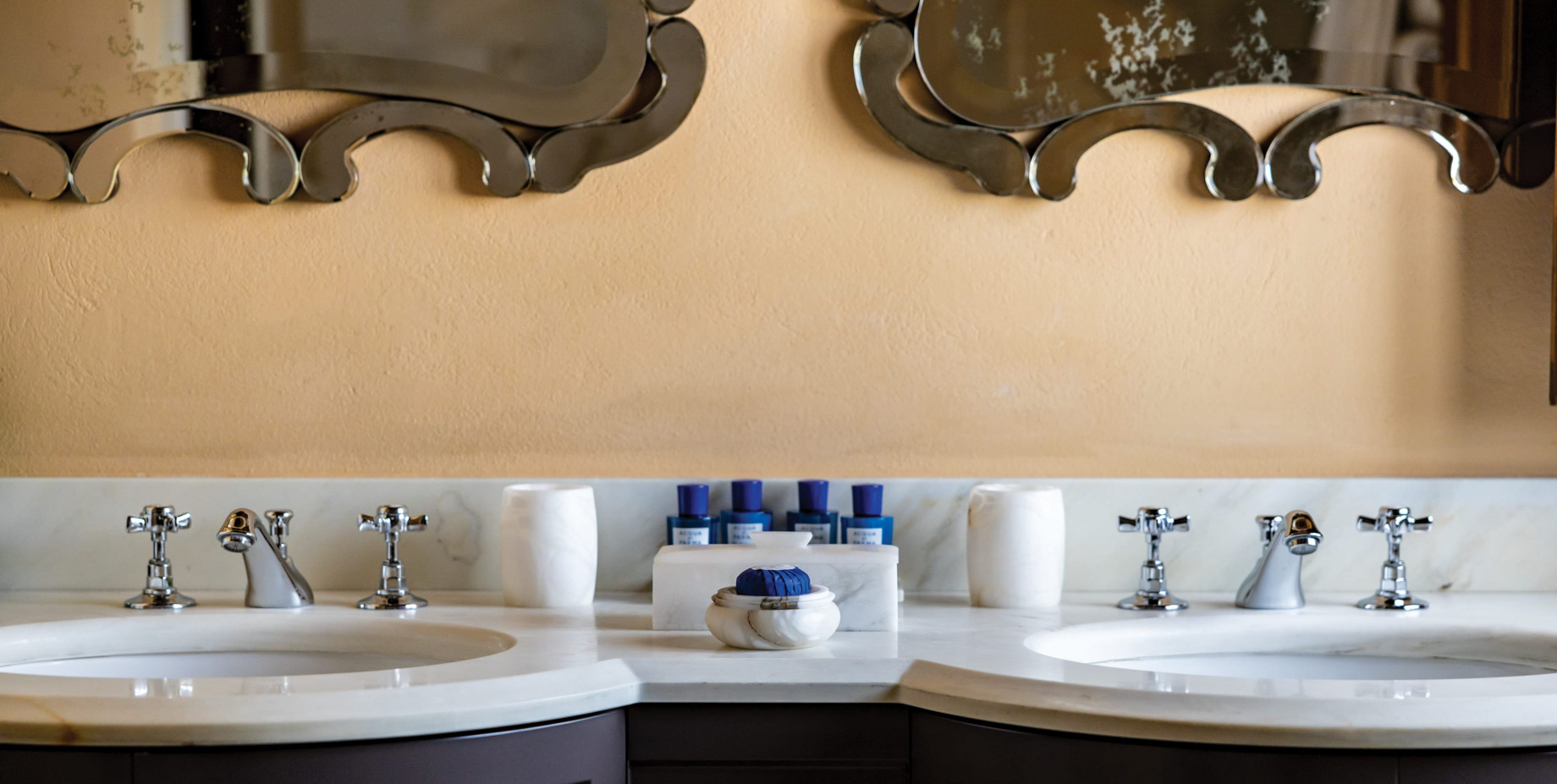 Castello di Casole, A Belmond Hotel, Tuscany - Casole d'Elsa, Italy - Suite Exclusive Bathroom