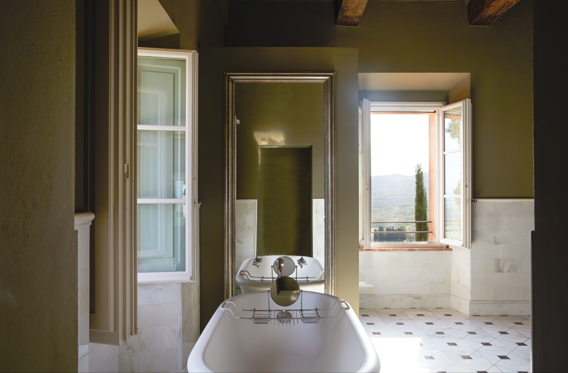 Castello di Casole, A Belmond Hotel, Tuscany – Casole d’Elsa, Italy – Junior Suite Executive Bathroom