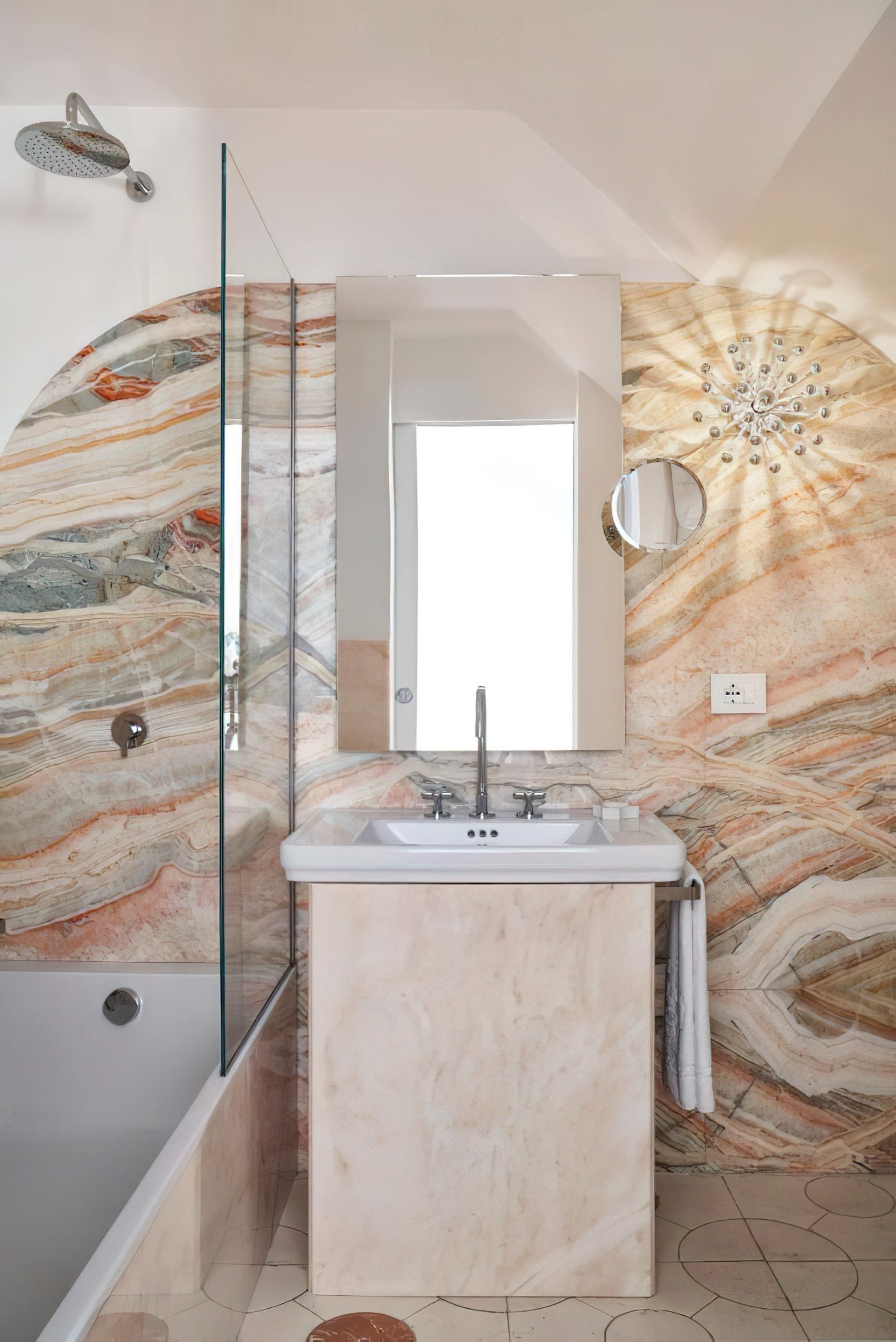 Palazzo Avino Hotel – Amalfi Coast, Ravello, Italy – Guest Bathroom