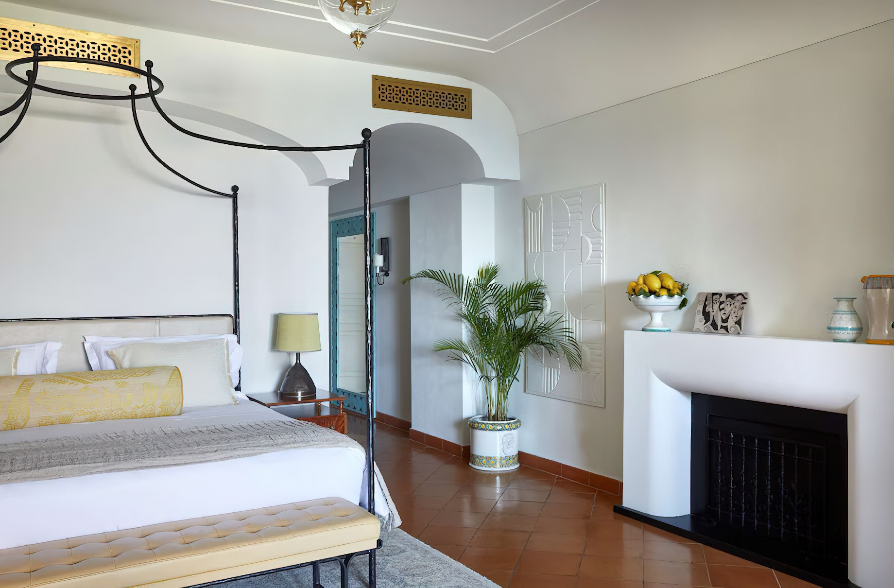 Caruso, A Belmond Hotel, Amalfi Coast – Ravello, Italy – Guest Suite