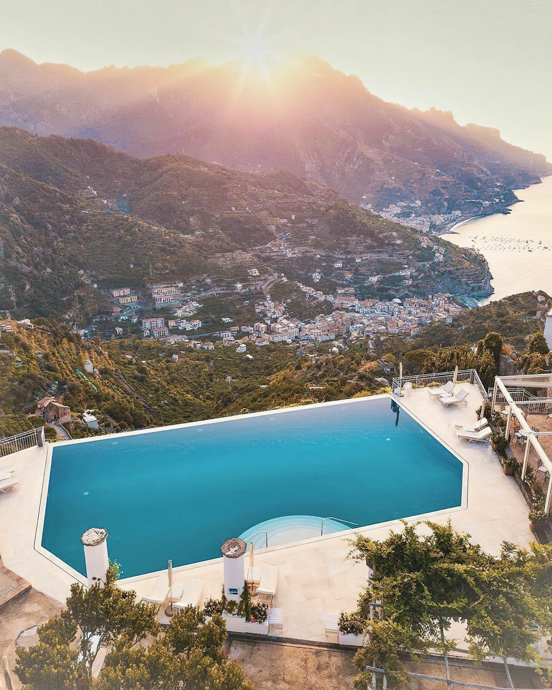Caruso, A Belmond Hotel, Amalfi Coast – Ravello, Italy – Hotel Pool View