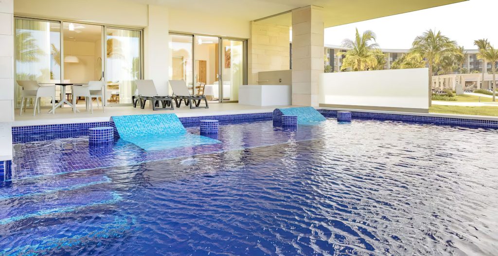 Barceló Maya Riviera Adults Only Resort – Xpu-Ha, Mexico - Guest Suite Swim Up Pool