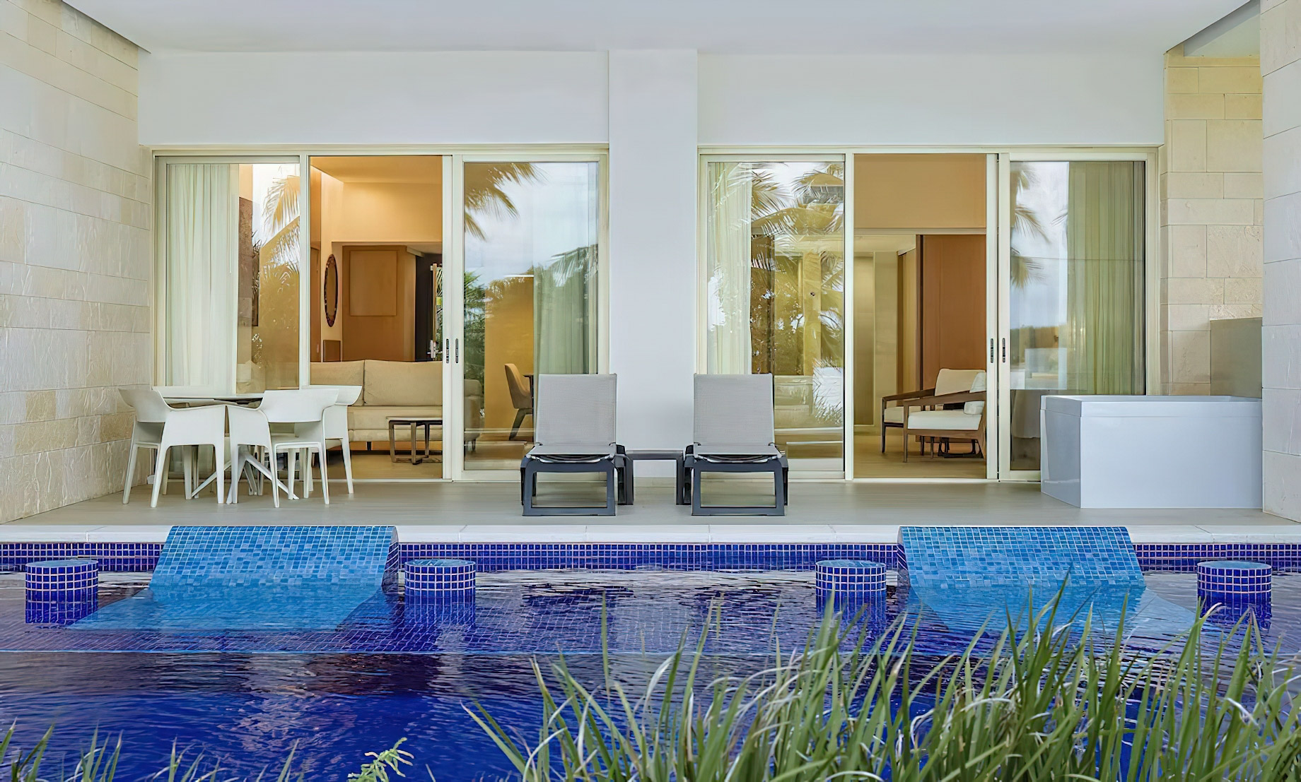 Barceló Maya Riviera Adults Only Resort – Xpu-Ha, Mexico – Guest Suite Swim Up Pool