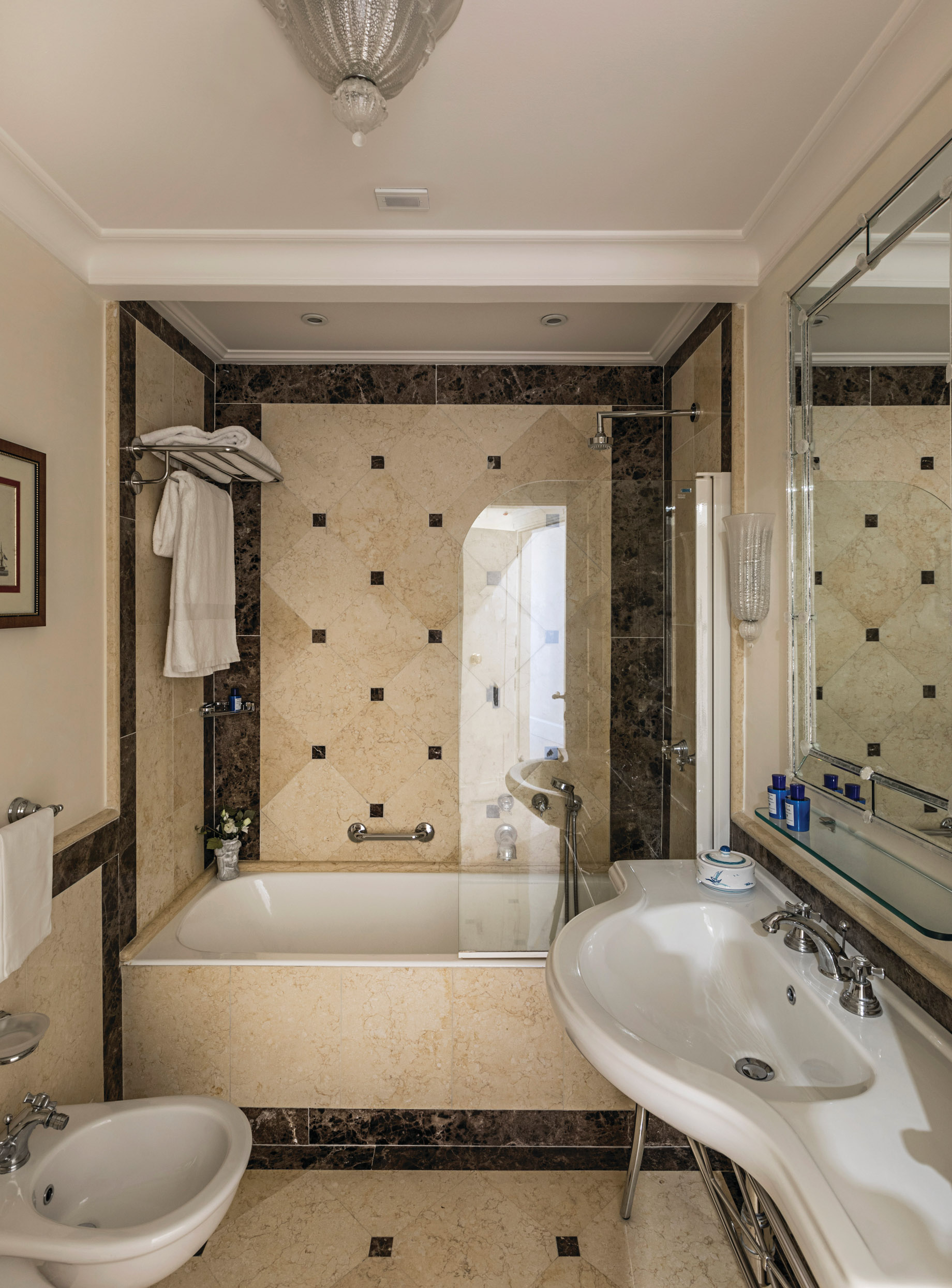 105 – Grand Hotel Timeo, A Belmond Hotel – Taormina, Italy – Villa Bathroom