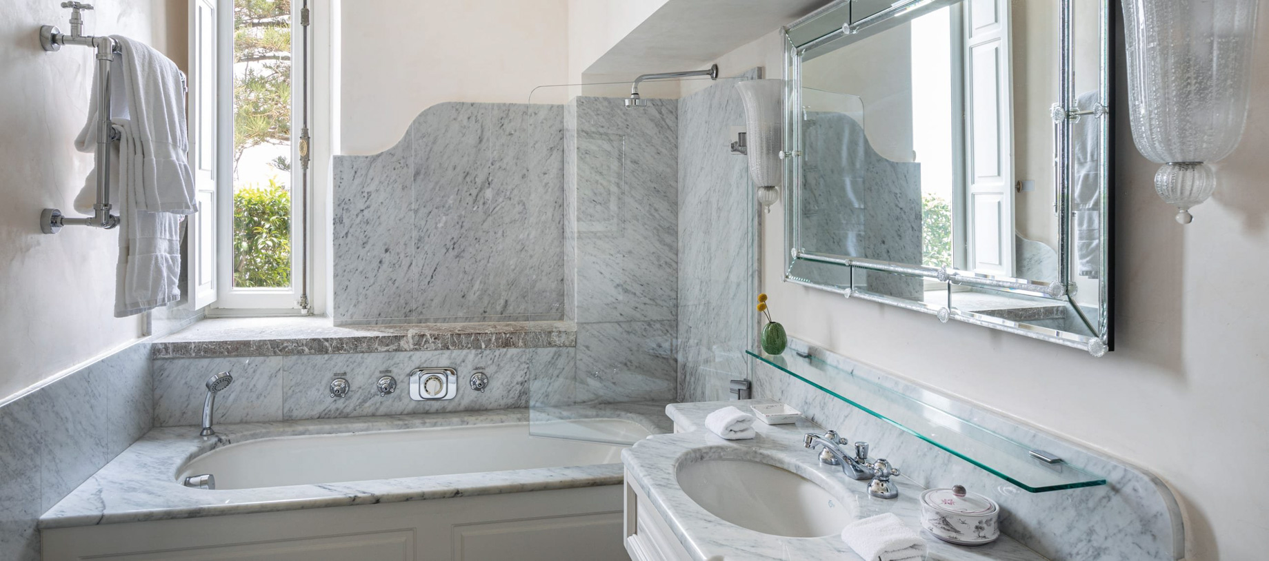 110 – Grand Hotel Timeo, A Belmond Hotel – Taormina, Italy – Bathroom