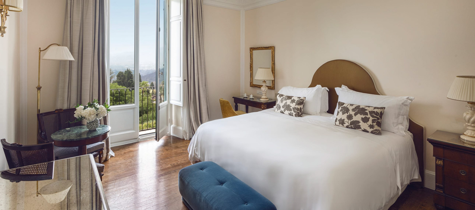 111 – Grand Hotel Timeo, A Belmond Hotel – Taormina, Italy – Deluxe Room