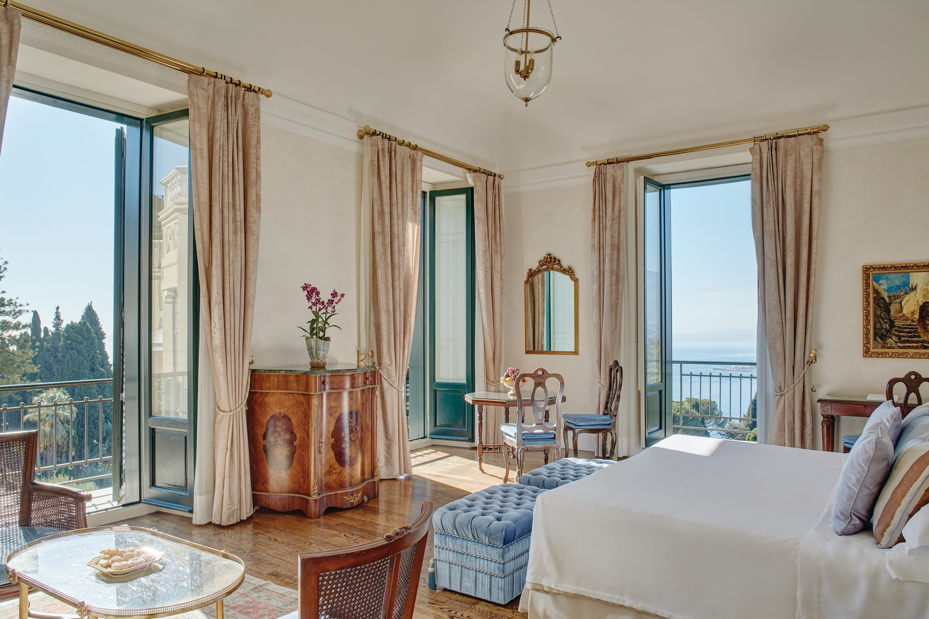 115 – Grand Hotel Timeo, A Belmond Hotel – Taormina, Italy – Deluxe Sea View Junior Suite