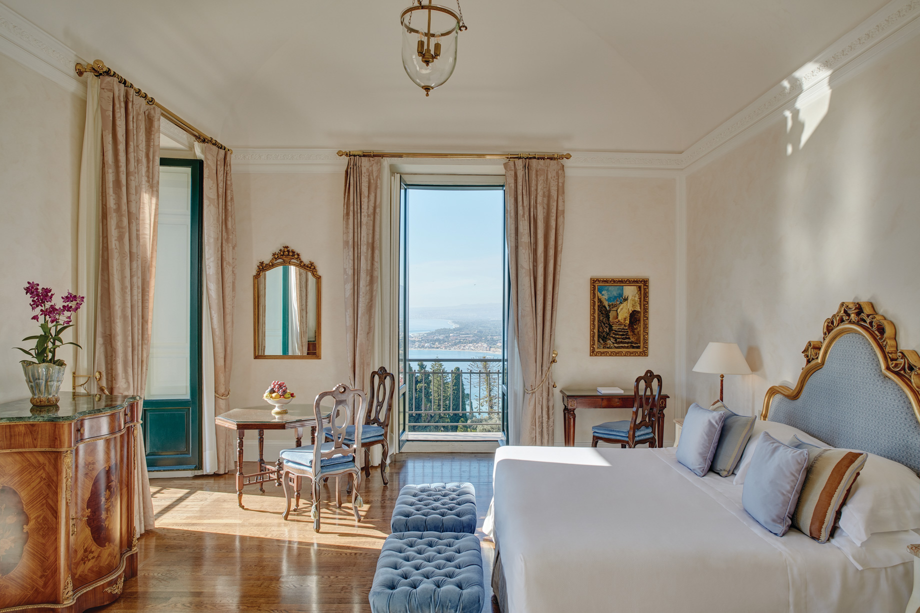 116 – Grand Hotel Timeo, A Belmond Hotel – Taormina, Italy – Deluxe Sea View Junior Suite