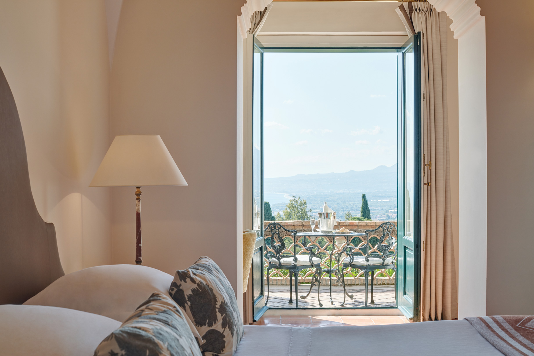 123 – Grand Hotel Timeo, A Belmond Hotel – Taormina, Italy – Junior Suite