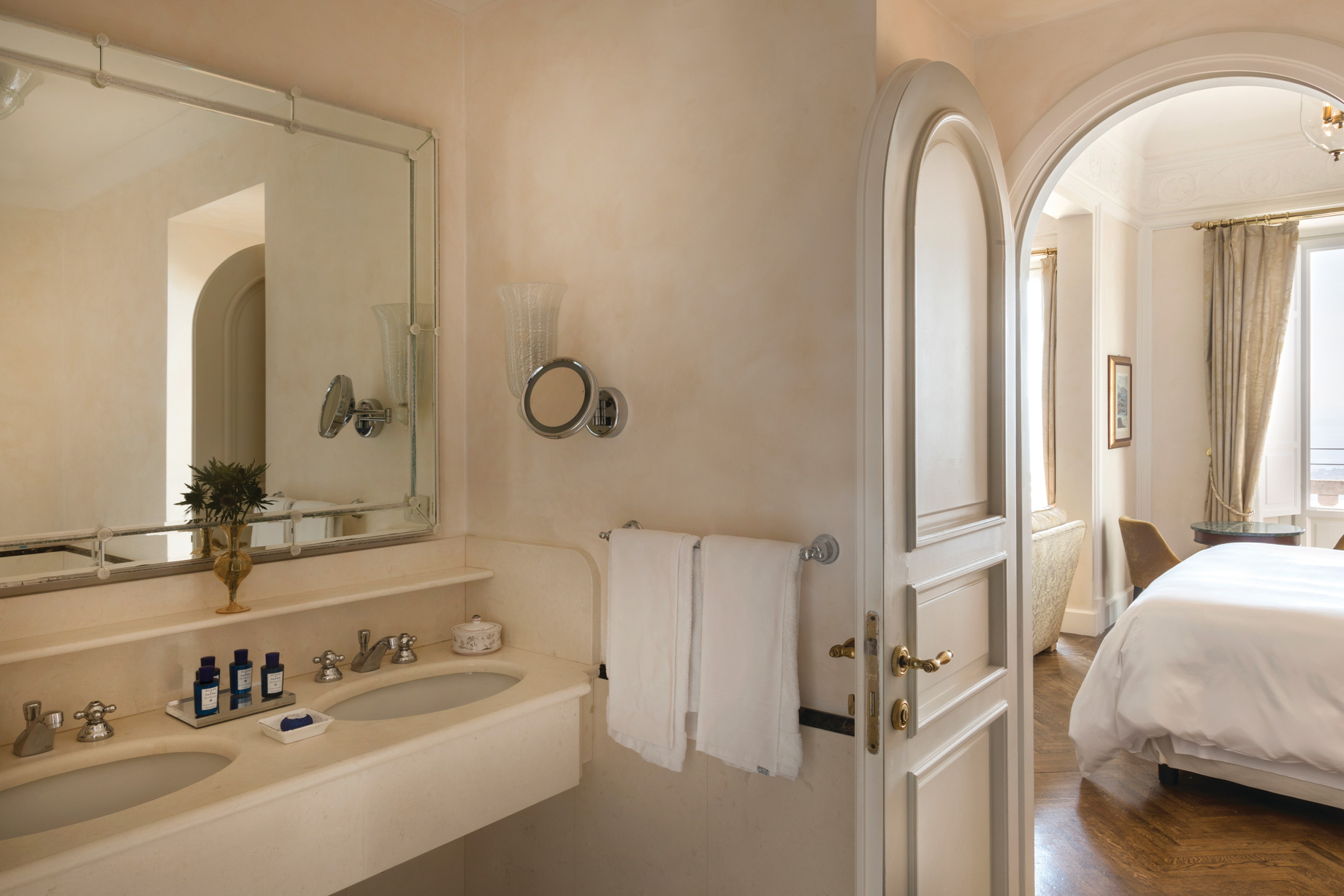 127 – Grand Hotel Timeo, A Belmond Hotel – Taormina, Italy – Bathroom