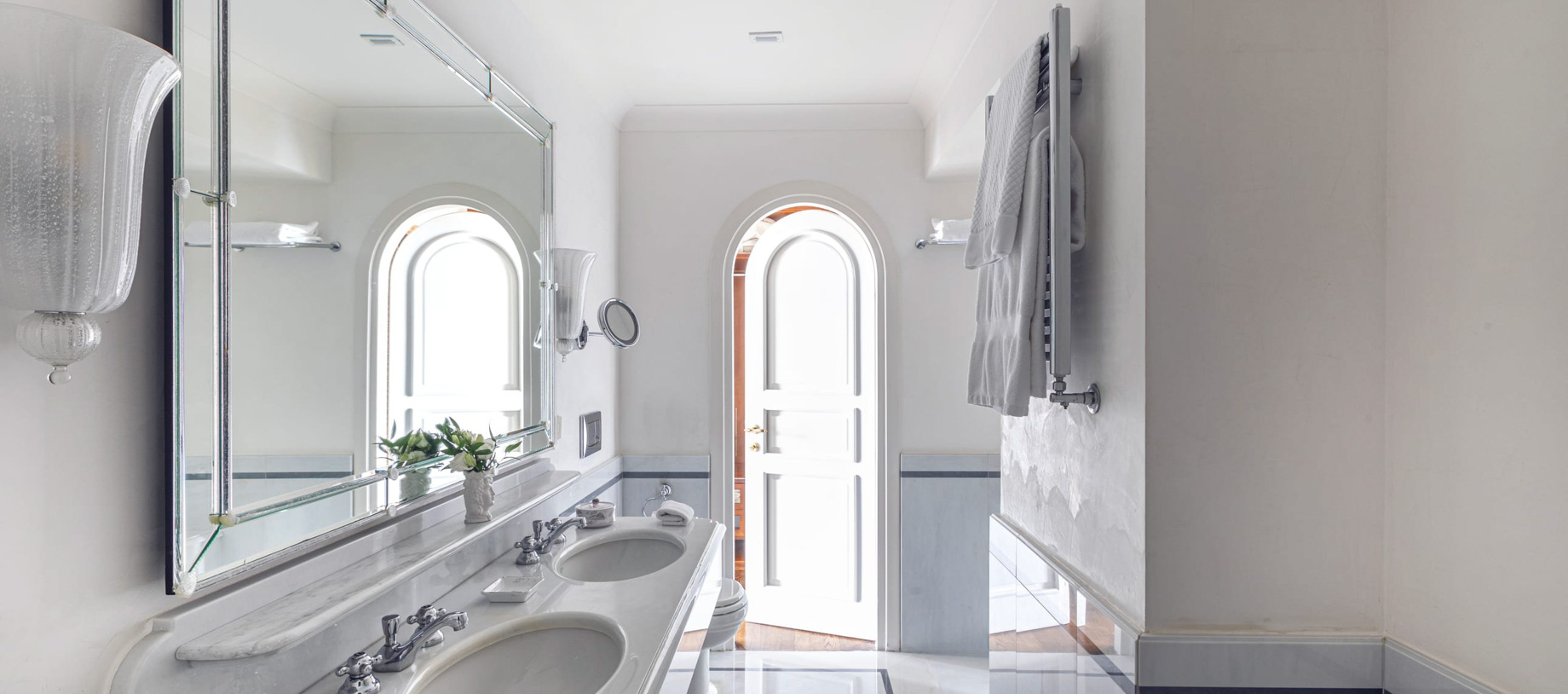 137 – Grand Hotel Timeo, A Belmond Hotel – Taormina, Italy – Bathroom