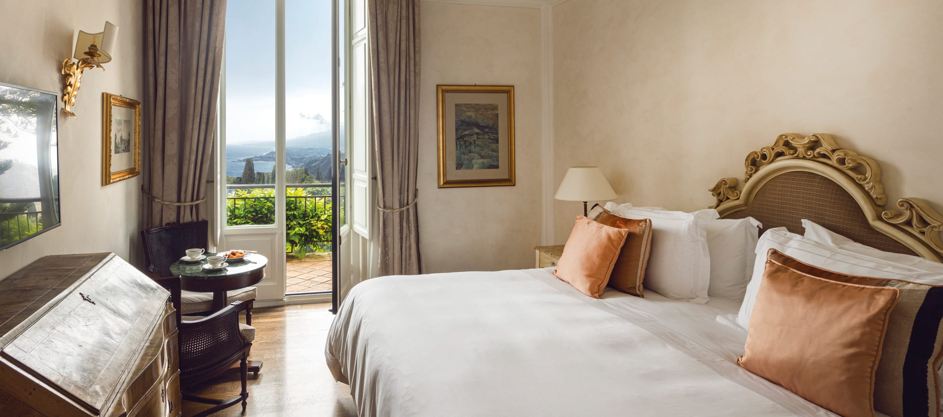 146 – Grand Hotel Timeo, A Belmond Hotel – Taormina, Italy – Deluxe Sea View Suite