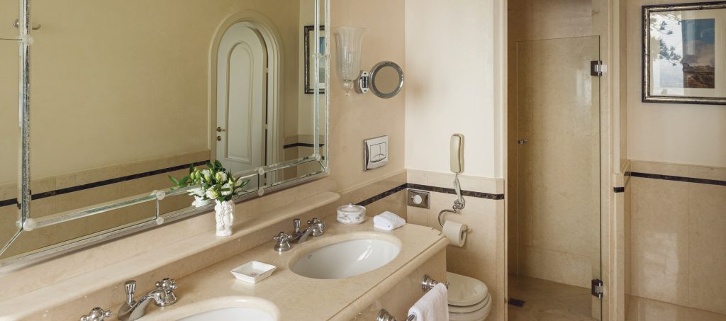 147 - Grand Hotel Timeo, A Belmond Hotel - Taormina, Italy - Bathroom