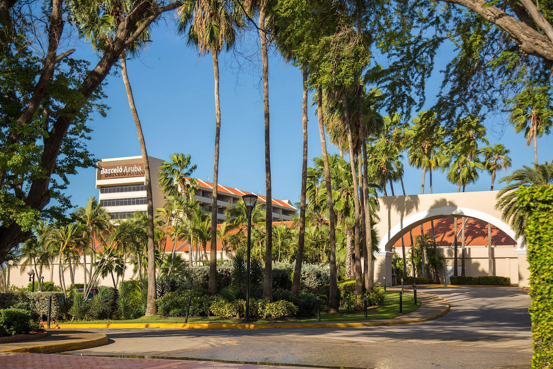 Barceló Aruba Palm Beach Resort – Noord, Aruba – Entrance