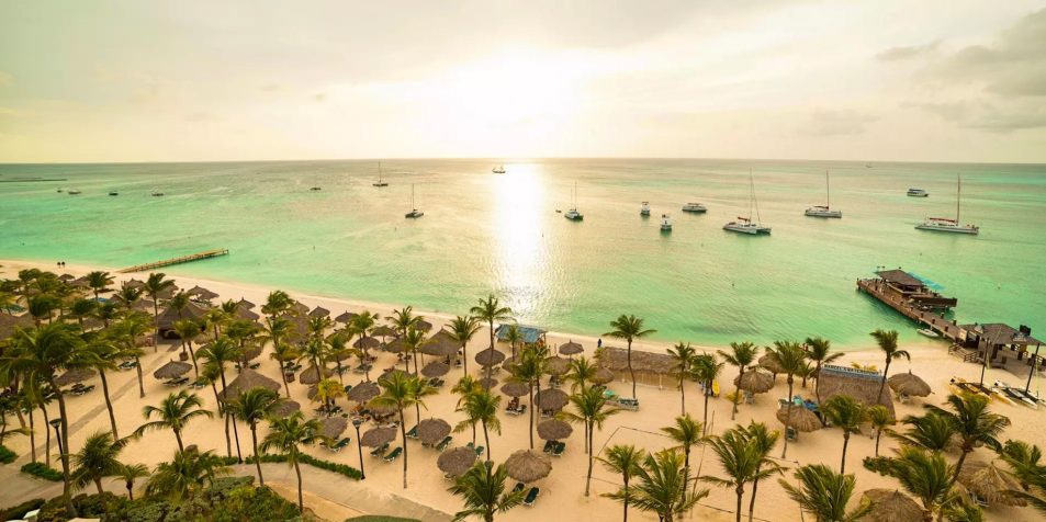 Barceló Aruba Palm Beach Resort - Noord, Aruba - Beach Resort Sunset