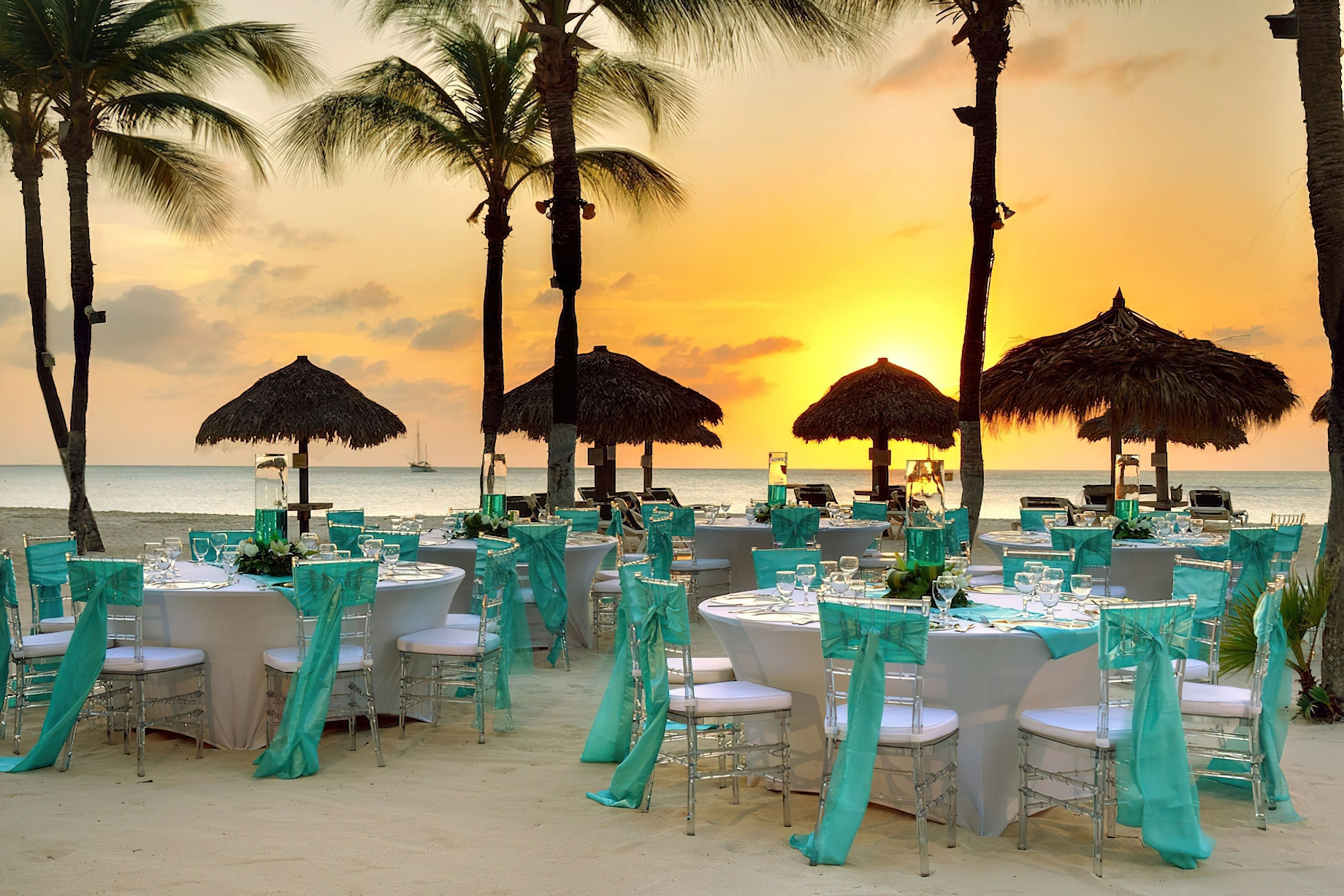 Barceló Aruba Palm Beach Resort – Noord, Aruba – Beach Resort Sunset